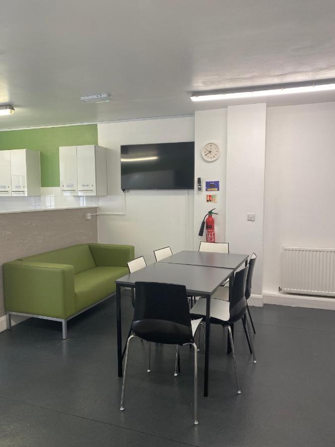 Charming Rooms For Students Only, Cricklewood Lane - Sk Londýn Exteriér fotografie